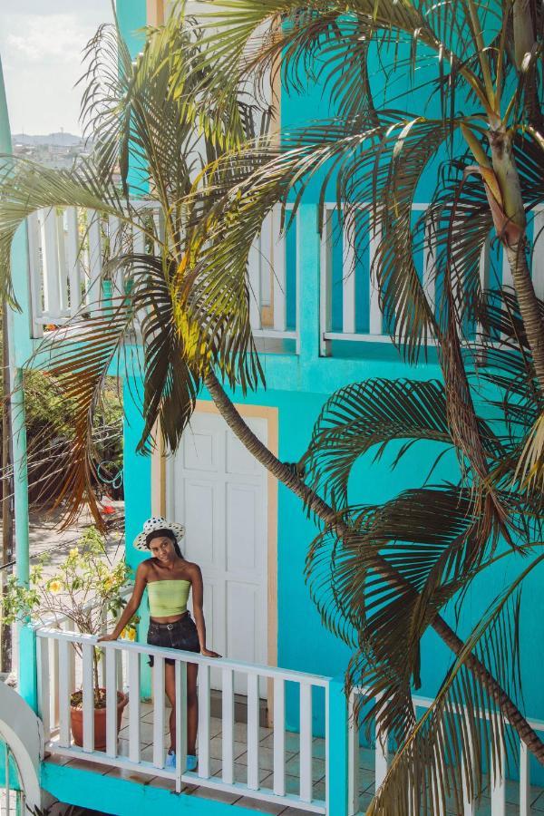 Hotel Santana Flores Exterior photo