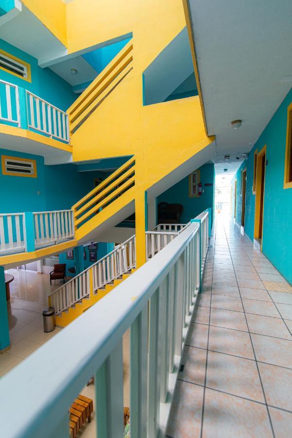 Hotel Santana Flores Exterior photo